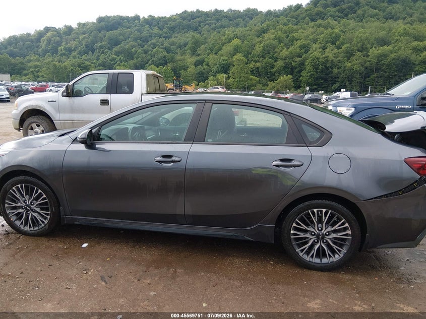 2024 KIA FORTE GT-LINE · Фото 14