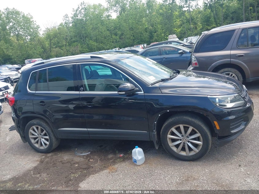 VOLKSWAGEN TIGUAN 2017 VIN WVGSV7AXXHW513162