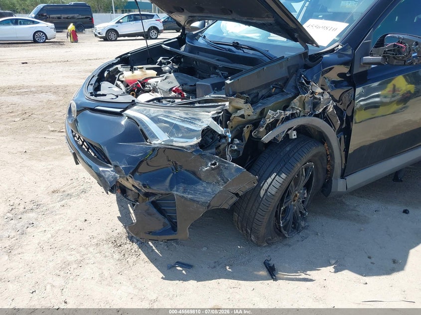 2017 TOYOTA RAV4 auction photo 6