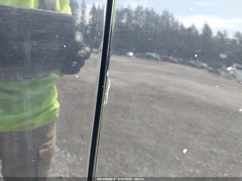 2022 FORD EXPEDITION auction photo 6