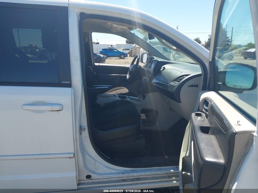 2013 DODGE GRAND CARAVAN auction photo 5