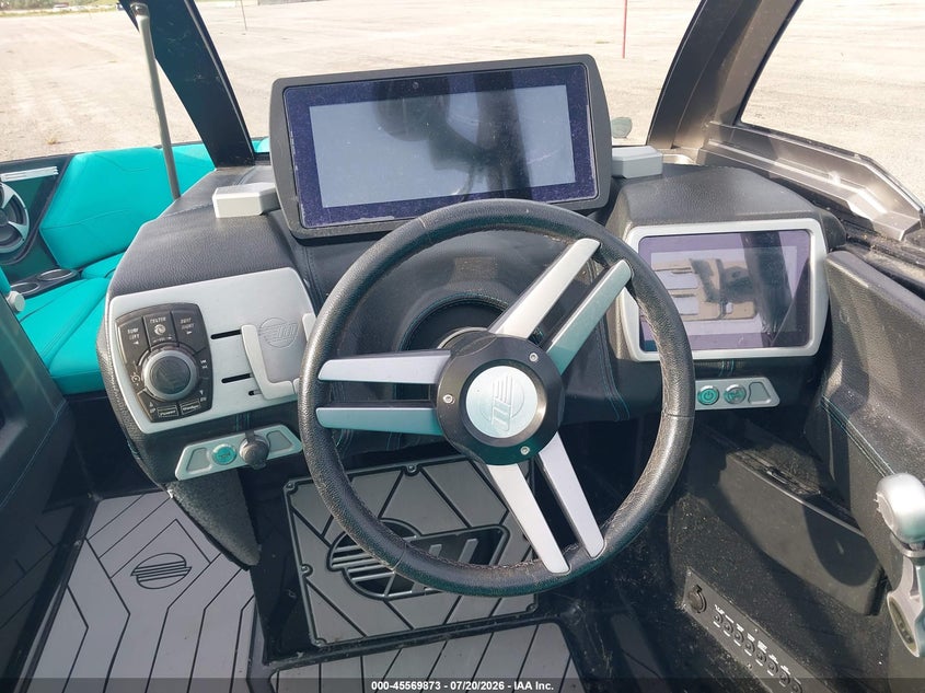 2019 MALIBU 23' auction photo 7