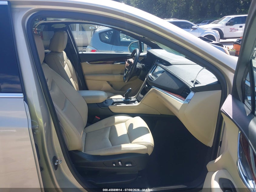 CADILLAC XT5 - zdjęcie 5