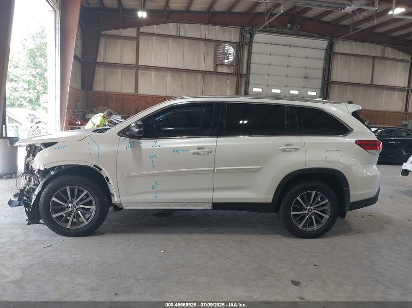 TOYOTA HIGHLANDER 2019 VIN 5TDJZRFH1KS937306