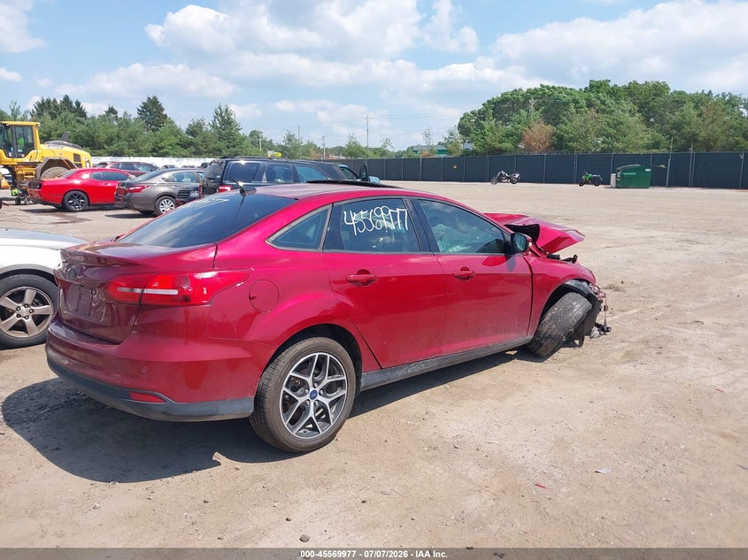Vin: 1fadp3h22hl341016, lot: 46068306, ford focus sel 20174