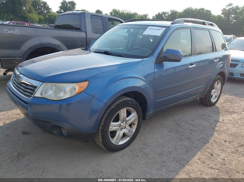 2010 SUBARU FORESTER auction photo 2
