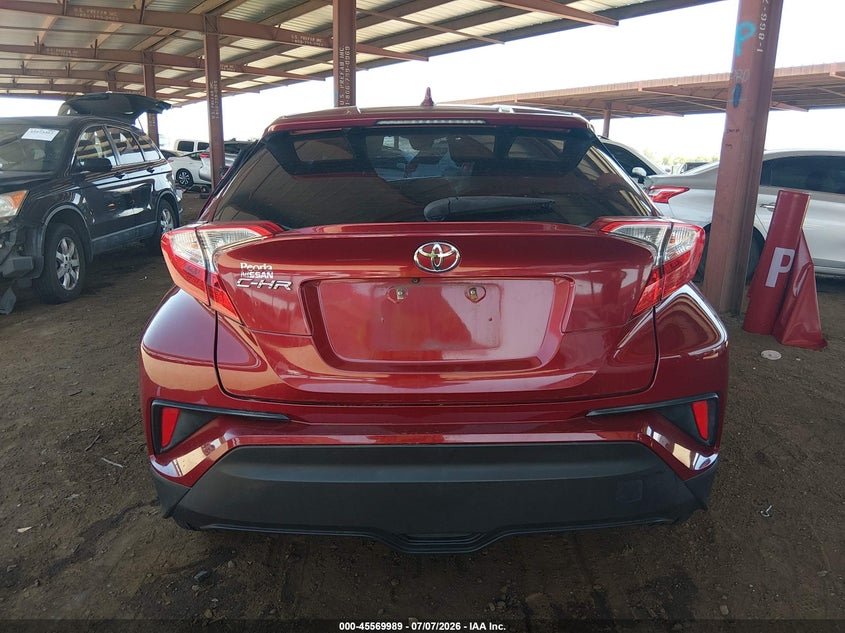 TOYOTA C-HR - zdjęcie 17