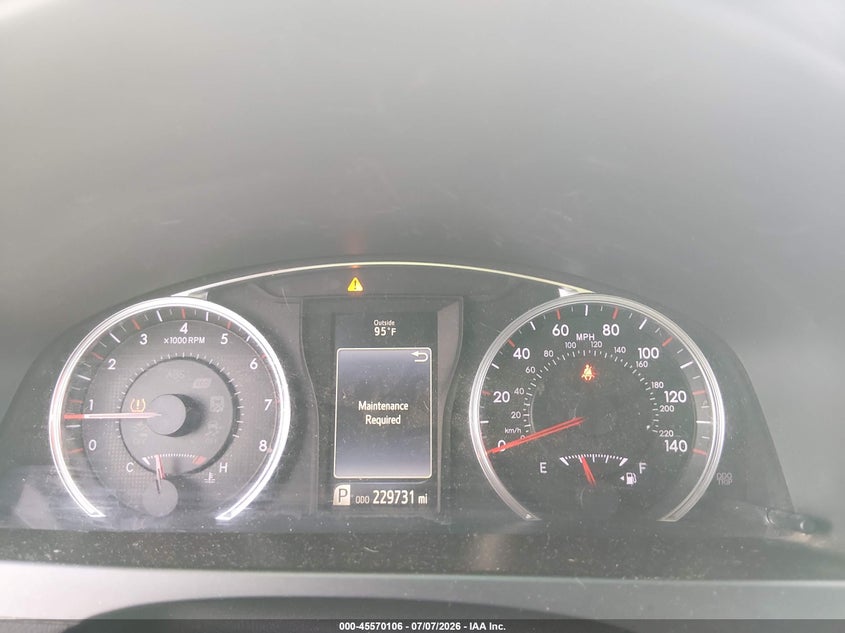 2017 TOYOTA CAMRY auction photo 7