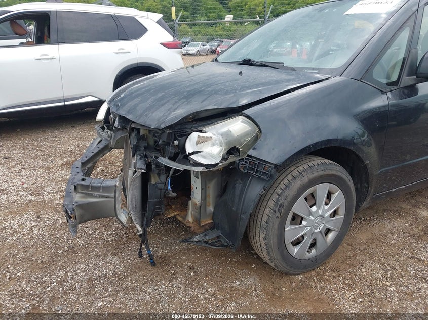 2009 SUZUKI SX4 auction photo 6