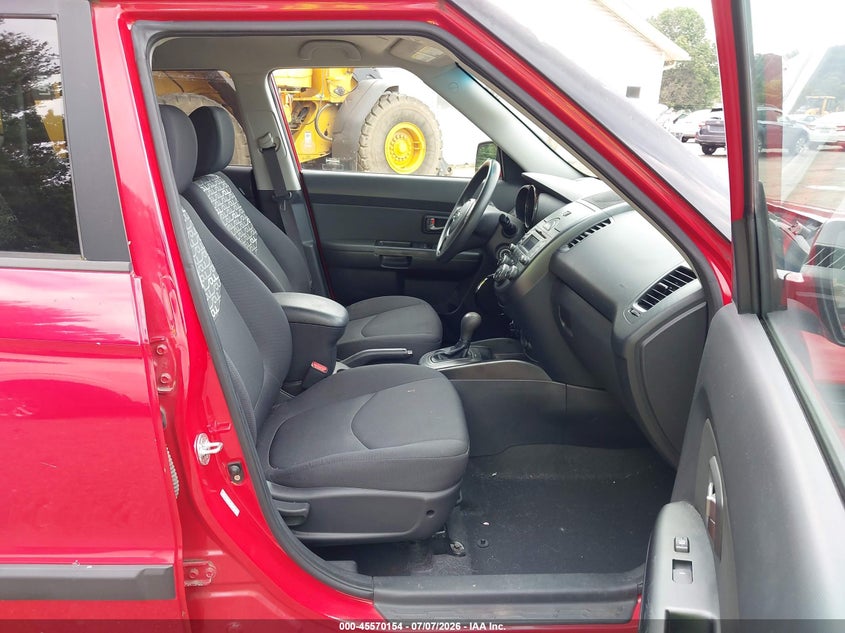 2011 KIA SOUL auction photo 5