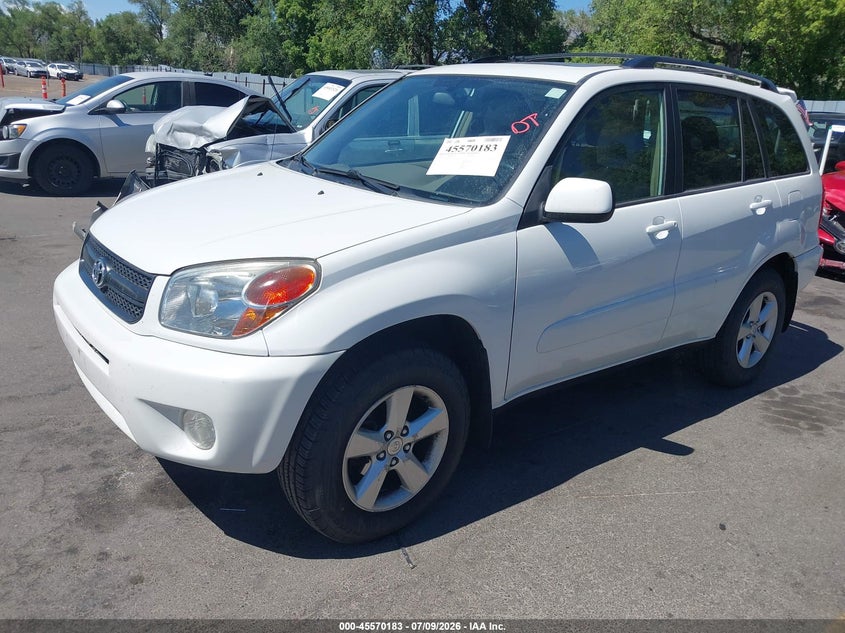 2005 Toyota RAV 4, Rear, IAAI, VIN JTEHD20V850071545 — photo 2