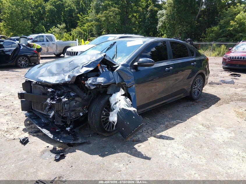 2023 KIA FORTE auction photo 2