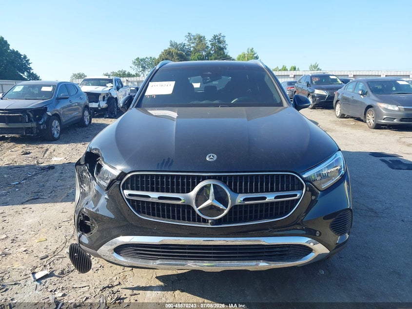 MERCEDES-BENZ GLC 300 - zdjecie 12