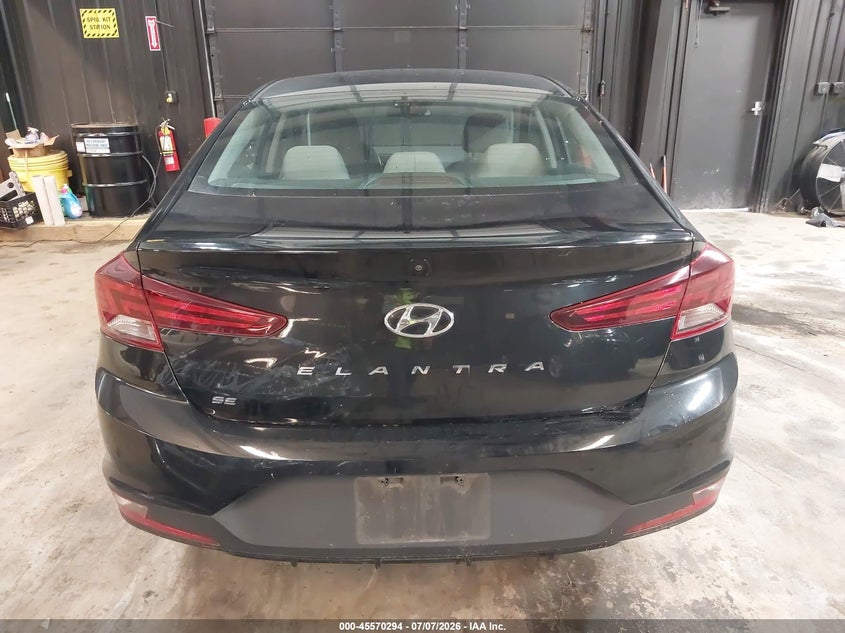 2020 HYUNDAI ELANTRA SE — Фото 21