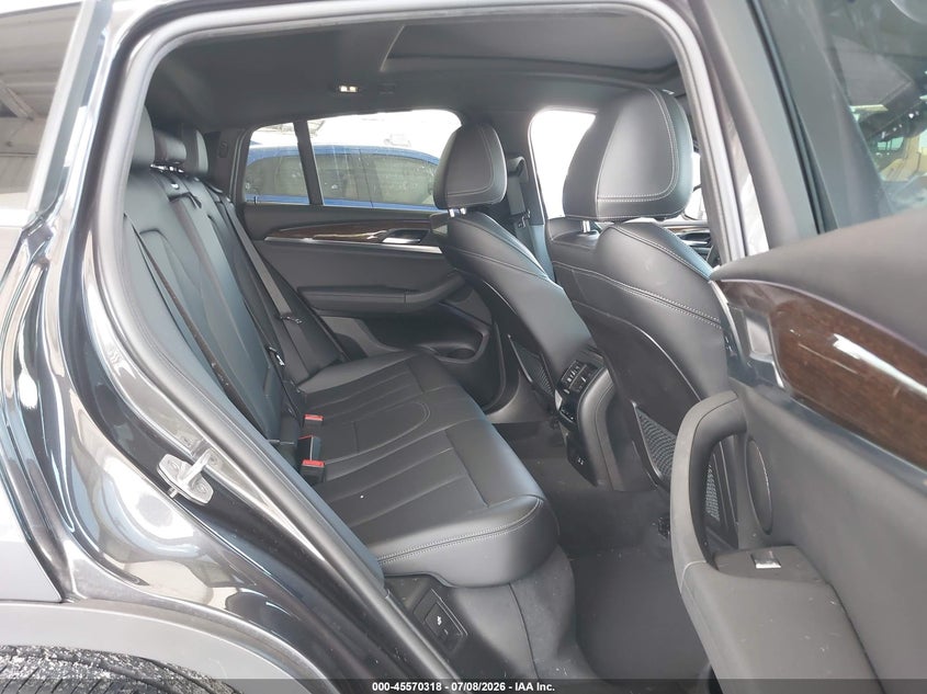 2022 BMW X4 auction photo 8