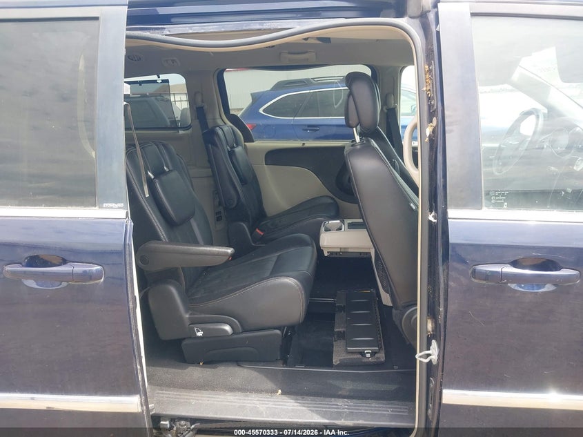 2014 Chrysler Town & Country Touring VIN: 2C4RC1BG8ER196328 Lot: 45570333