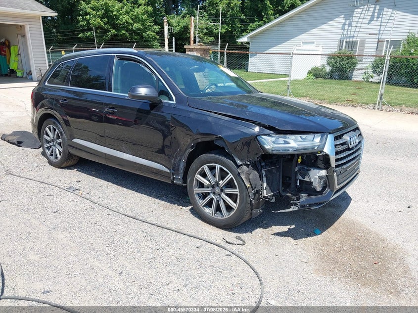 Vin: wa1laaf7xhd013695, lot: 46068663, audi q7 3.0t premium 2017 img_1