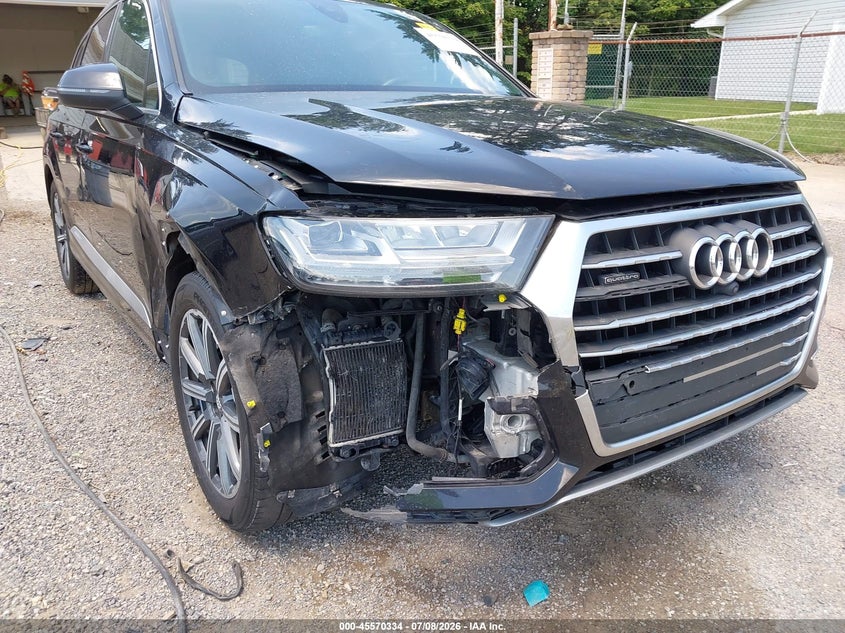 2017 Audi Q7 3.0T Premium VIN: WA1LAAF7XHD013695 Lot: 45570334