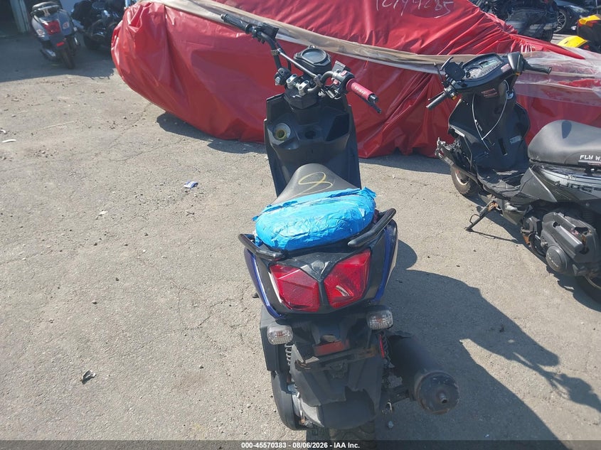 2018 YAMAHA YW125 auction photo 6
