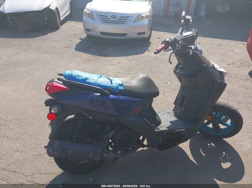 2018 YAMAHA YW125 auction photo 8