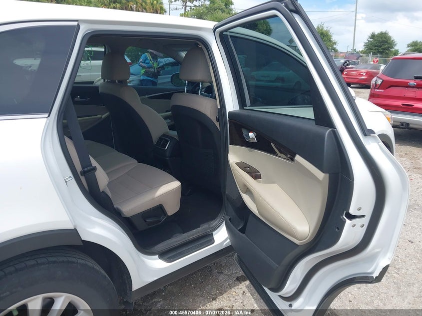 2019 Kia Sorento 2.4L Lx VIN: 5XYPG4A33KG539591 Lot: 45570406