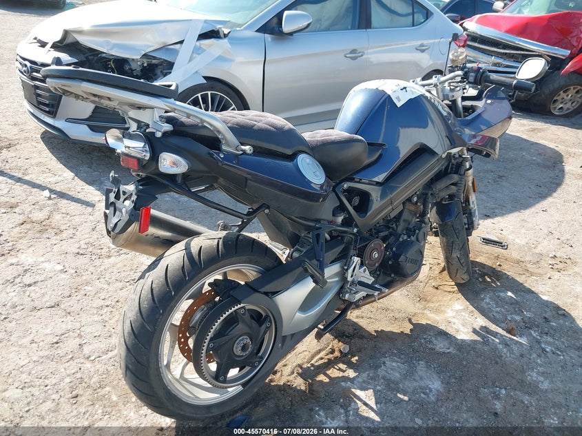 2010 BMW F800 auction photo 4