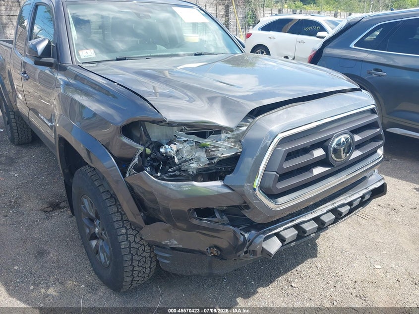 2021 Toyota Tacoma Sr5 V6 VIN: 3TYSZ5AN0MT008872 Lot: 45570423