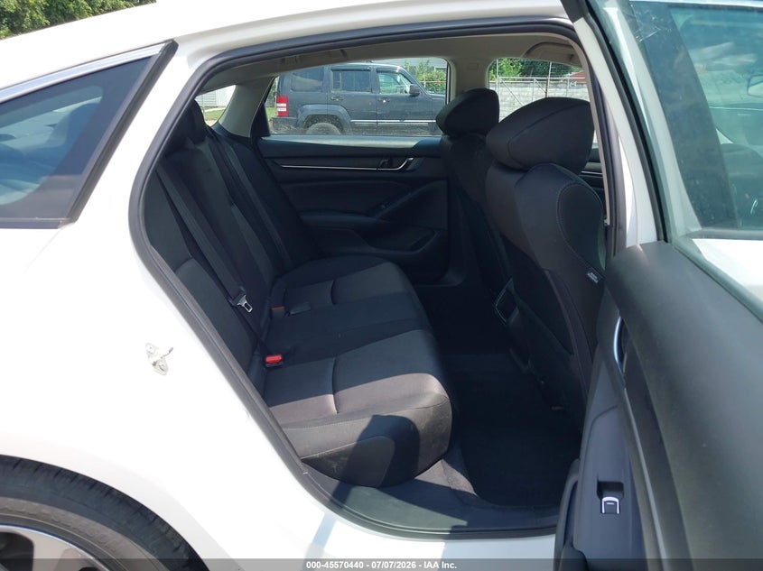 2020 HONDA ACCORD auction photo 8