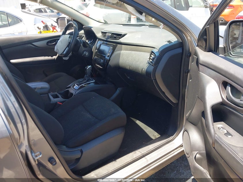 NISSAN ROGUE SPORT 2019 VIN JN1BJ1CR0KW624079
