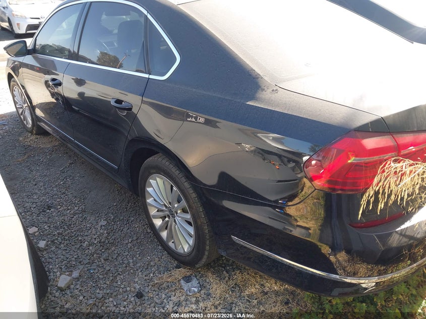 2016 VOLKSWAGEN PASSAT auction photo 3