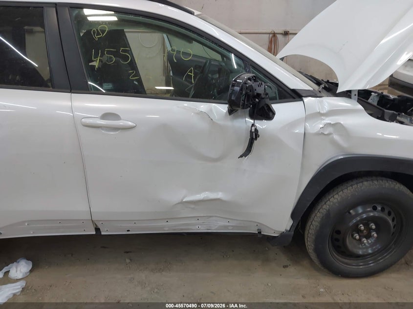 2022 TOYOTA COROLLA CROSS auction photo 6