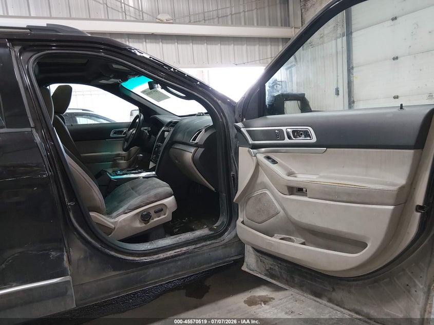 2014 FORD EXPLORER auction photo 5