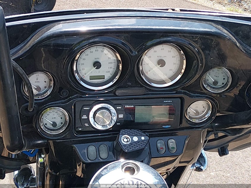 2013 Harley-Davidson Flhx Street Glide VIN: 1HD1KBM13DB610965 Lot: 45570549