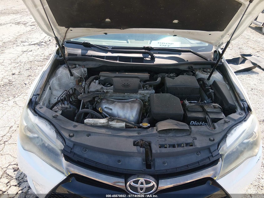 TOYOTA CAMRY - zdjęcie 10