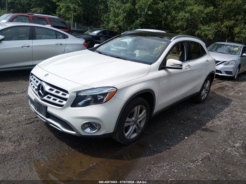 2018 MERCEDES-BENZ GLA 250 auction photo 2