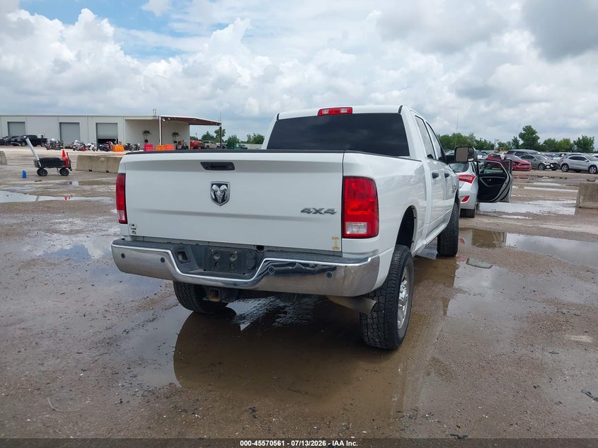 Vin: 3c6ur5cl1jg390122, lot: 46068890, ram 2500 tradesman  4x4 6'4 box 20184