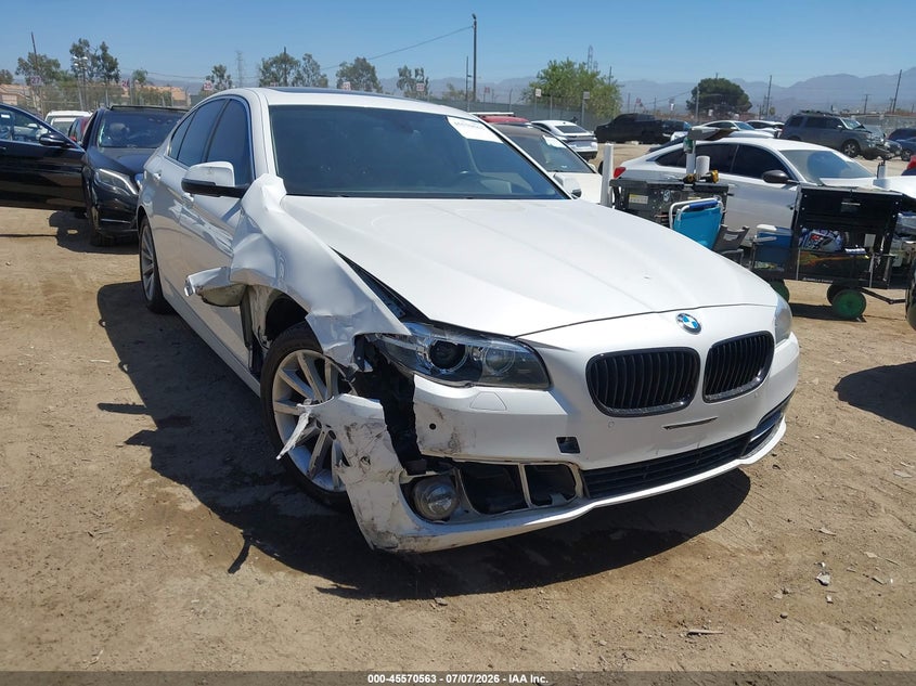 Vin: wba5b1c52fd919462, lot: 46068892, bmw 535i 2015 img_1