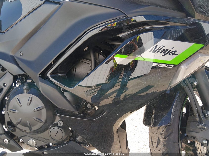 2025 Kawasaki Ex650 R VIN: ML5EXER16SDAE1778 Lot: 45570581