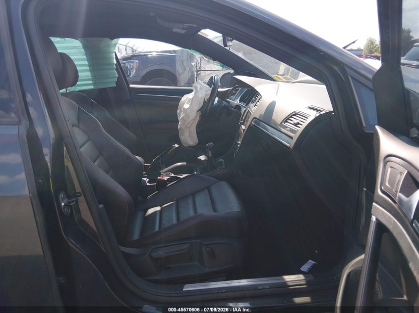 2016 VOLKSWAGEN GOLF GTI auction photo 5