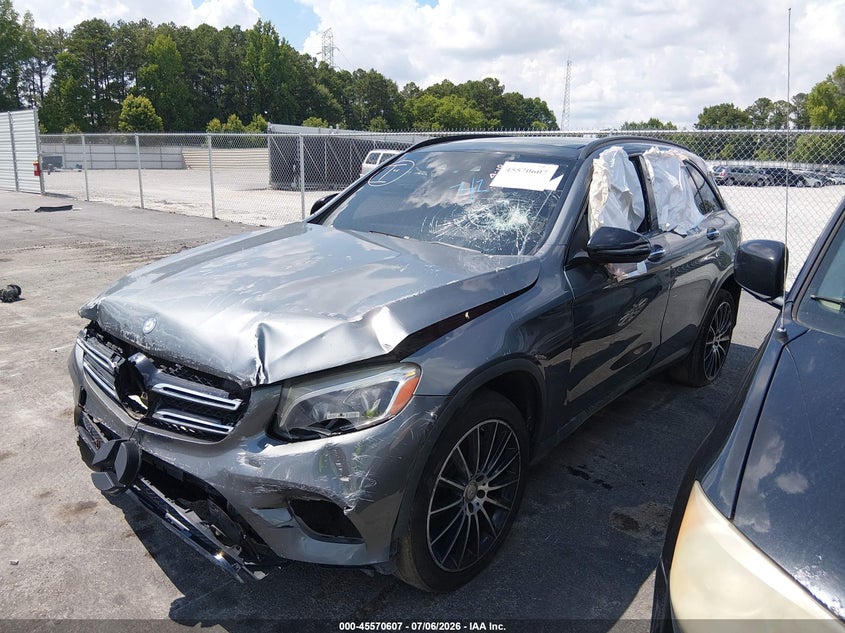 2016 MERCEDES-BENZ GLC 300 — Photo 17