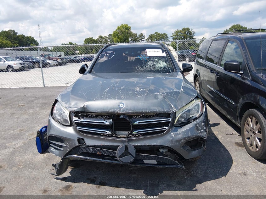 2016 MERCEDES-BENZ GLC 300 — Photo 6