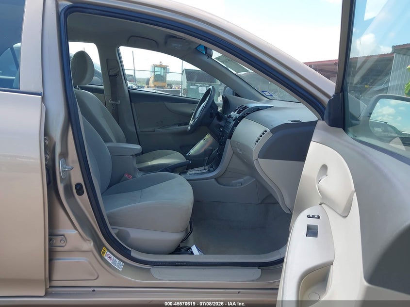 2010 TOYOTA COROLLA auction photo 5
