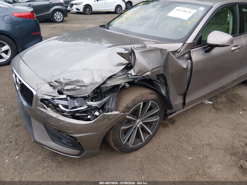 2021 Volvo S60 T6 Momentum VIN: 7JRA22TK0MG080406 Lot: 45570634