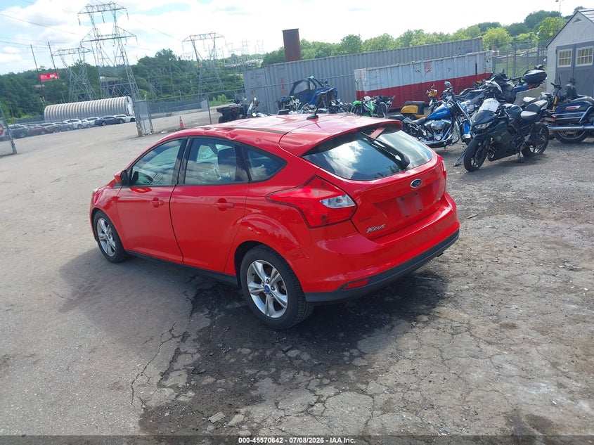 Vin: 1fahp3k20cl194312, lot: 46068971, ford focus se 20123
