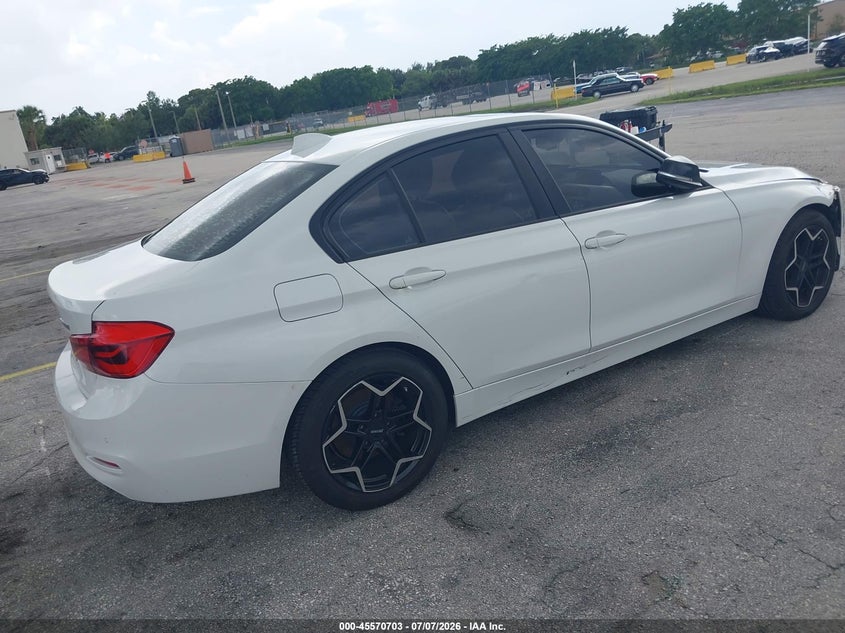 Vin: wba8e1g54gnu11374, lot: 46069032, bmw 320i 20164