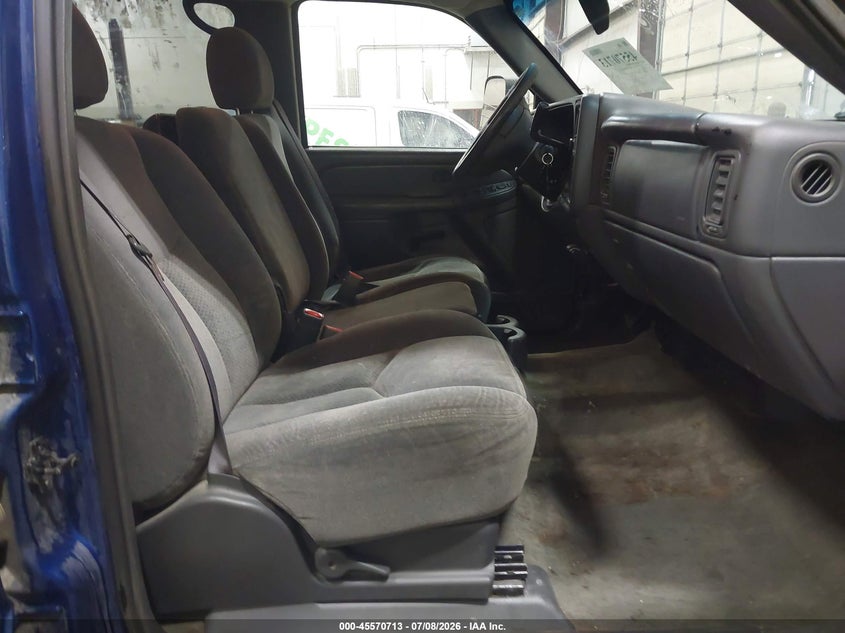 2004 CHEVROLET SILVERADO 2500HD auction photo 5