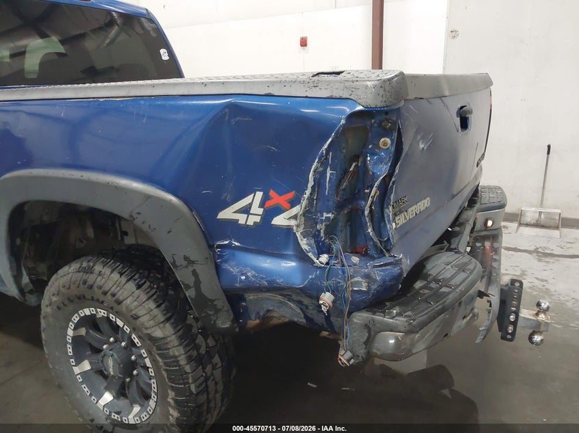 2004 CHEVROLET SILVERADO 2500HD auction photo 6