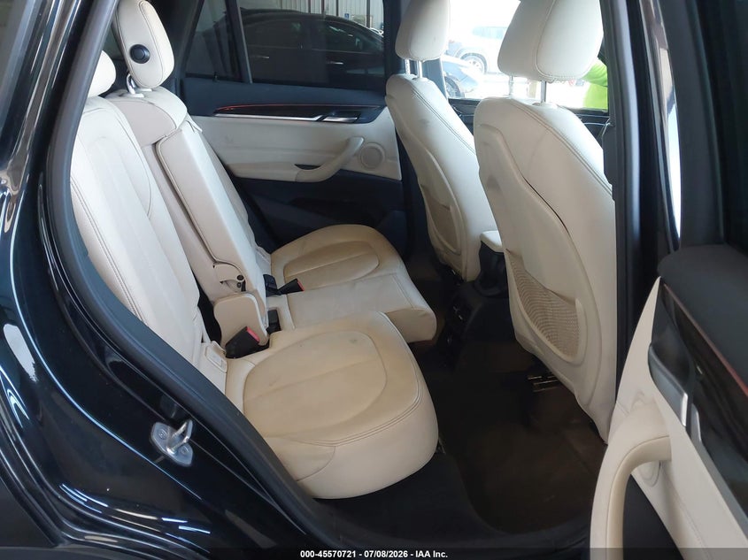 2016 BMW X1 auction photo 8