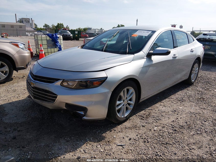 2018 CHEVROLET MALIBU auction photo 2