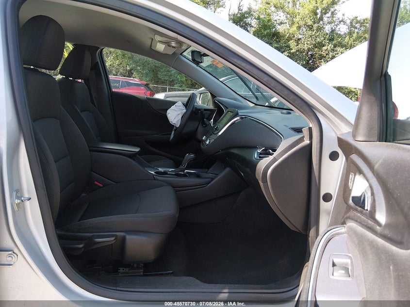 2018 CHEVROLET MALIBU auction photo 5